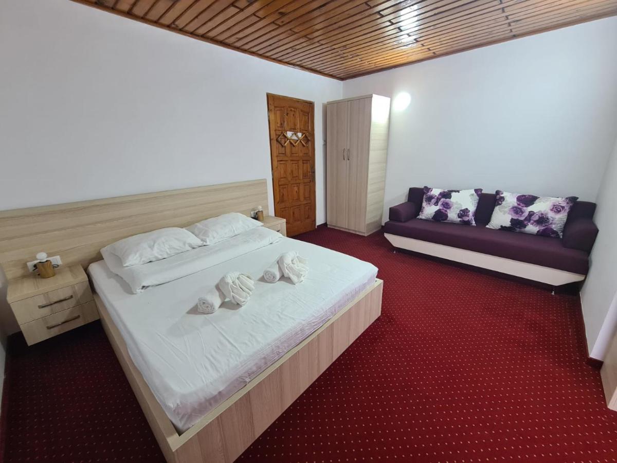 Vila Vitalis Predeal Luaran gambar